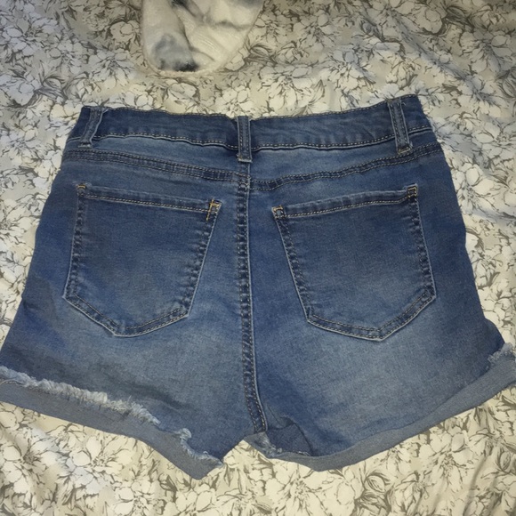 Shorts - Picture 2 of 2